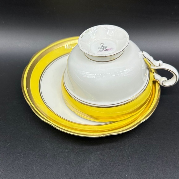 Star Paragon 5633 Classic Yellow Gold Tea Cup Saucer Set Bone China England - Picture 4 of 5